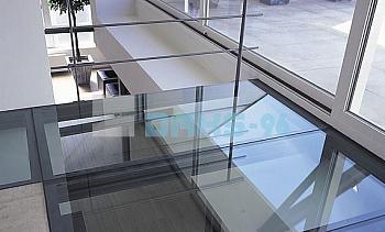 Стеклянный потолок на межэтажной площадке в Алматы. Готовые проекты ПерилаГлавСнаб