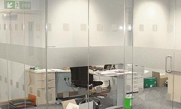 Стеклянные перегородки с рисунком купить в Алматы