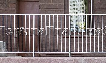 Перила на балкон с вертикальным заполнением в Алматы. Готовые проекты ПерилаГлавСнаб