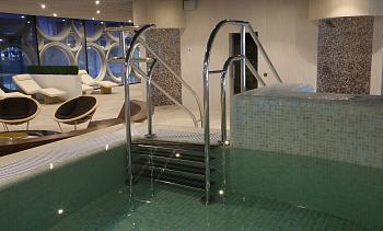 Поручни для бассейна в Алматы. Готовые проекты ПерилаГлавСнаб