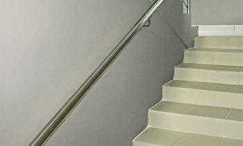 Пристенный поручень из нержавеющей стали в Алматы. Готовые проекты ПерилаГлавСнаб