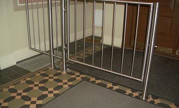 Ограждение лестниц для детей с вертикальным заполнением в Алматы. Готовые проекты ПерилаГлавСнаб