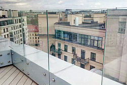 Цельностеклянные ограждения для крыш в Алматы. Готовые проекты ПерилаГлавСнаб - фото 24