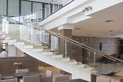 Стеклянные ограждения для торговых  и бизнес центров в Алматы. Готовые проекты ПерилаГлавСнаб - фото 4