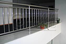 Перила и ограждения с вертикальным заполнением в Алматы. Готовые проекты ПерилаГлавСнаб - фото 4